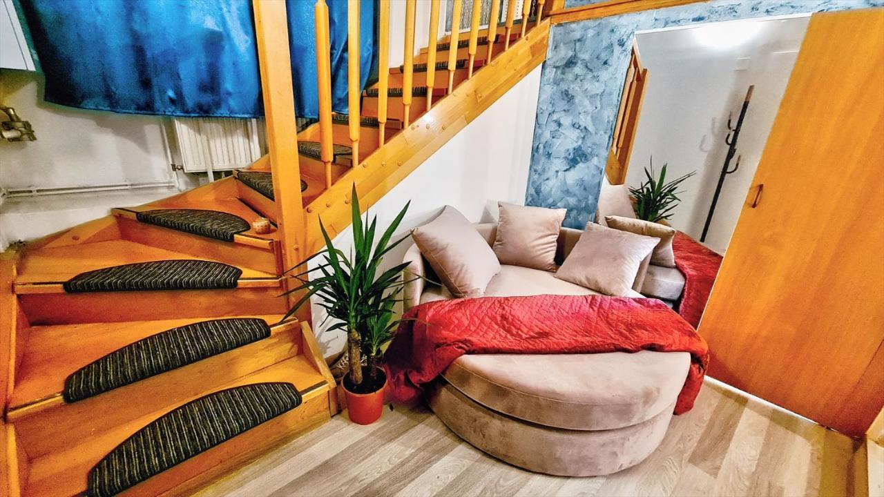 Appartement Royal Mansion In Unirii Square à Cluj-Napoca Extérieur photo