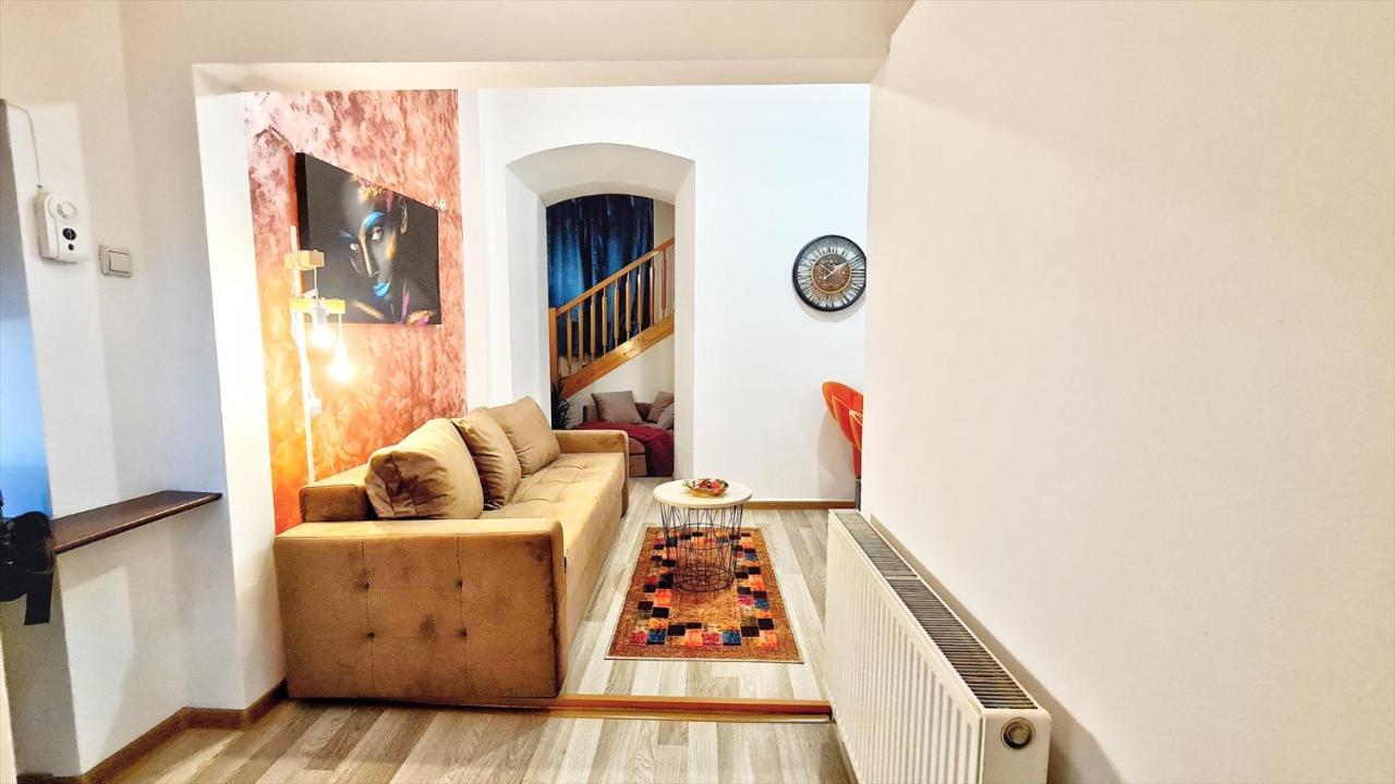 Appartement Royal Mansion In Unirii Square à Cluj-Napoca Extérieur photo
