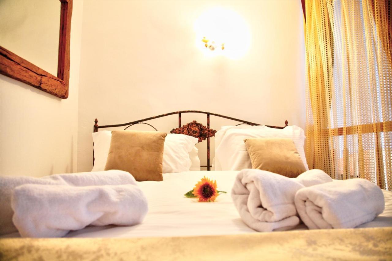 Appartement Royal Mansion In Unirii Square à Cluj-Napoca Extérieur photo