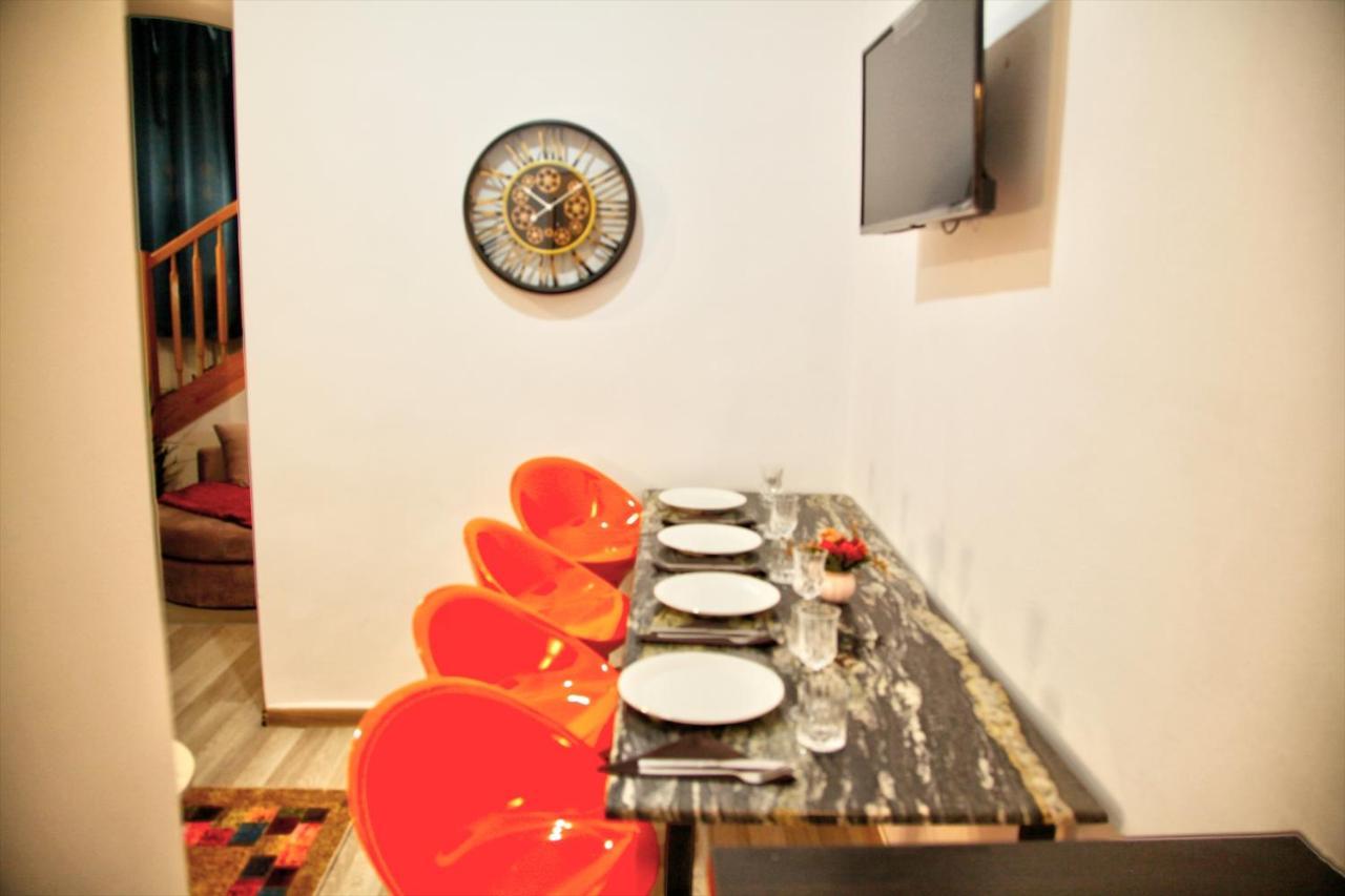 Appartement Royal Mansion In Unirii Square à Cluj-Napoca Extérieur photo