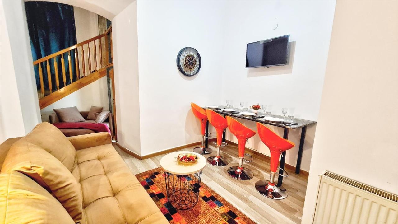 Appartement Royal Mansion In Unirii Square à Cluj-Napoca Extérieur photo